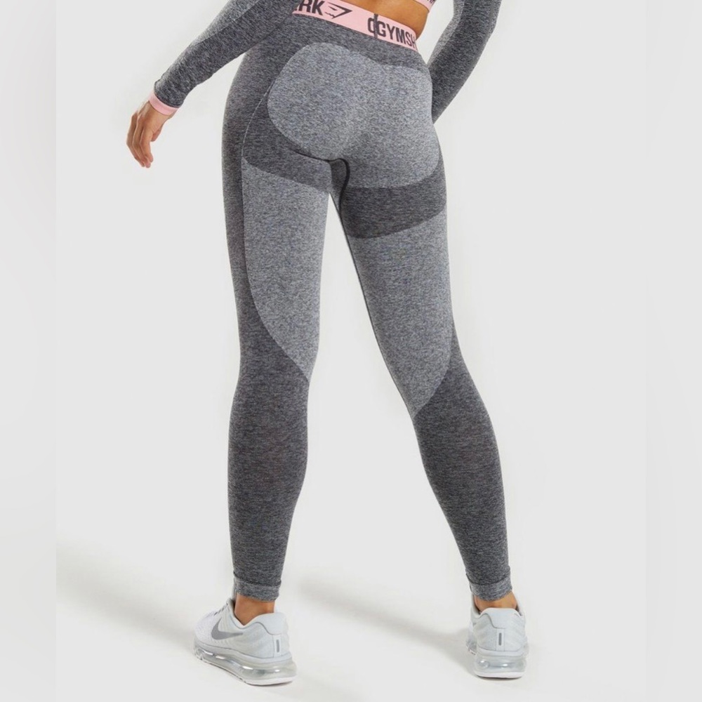 Flex gymshark leggings (charcoal marl/peach pink)